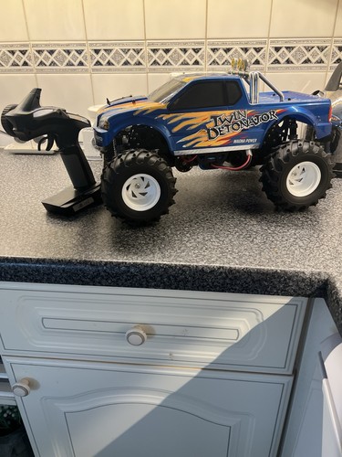 Tamiya monster truck twin - monster,